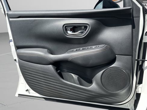 Certified 2023 Honda HR-V Sport image 29