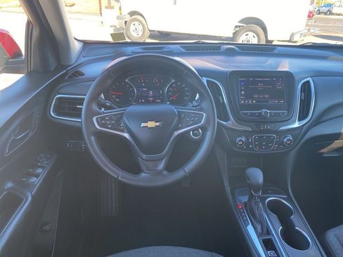 Used 2022 Chevrolet Equinox LT image 14