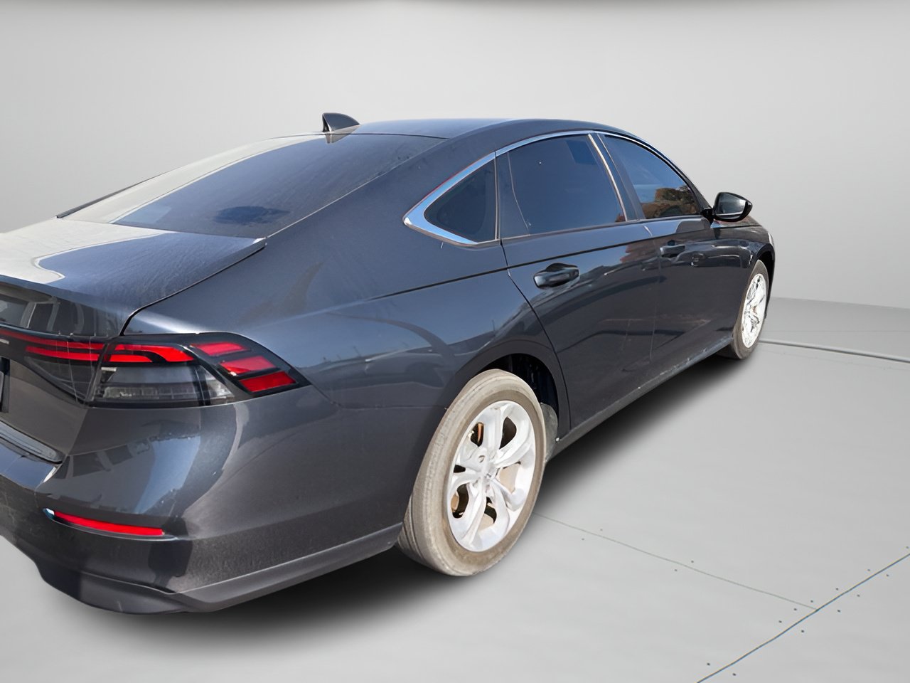 Used 2025 Honda Accord LX image 11