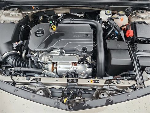 Used 2024 Chevrolet Malibu LT image 27