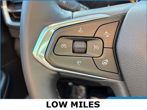 Used 2025 Chevrolet TrailBlazer LT w/ LT Cold Weather Package image 8