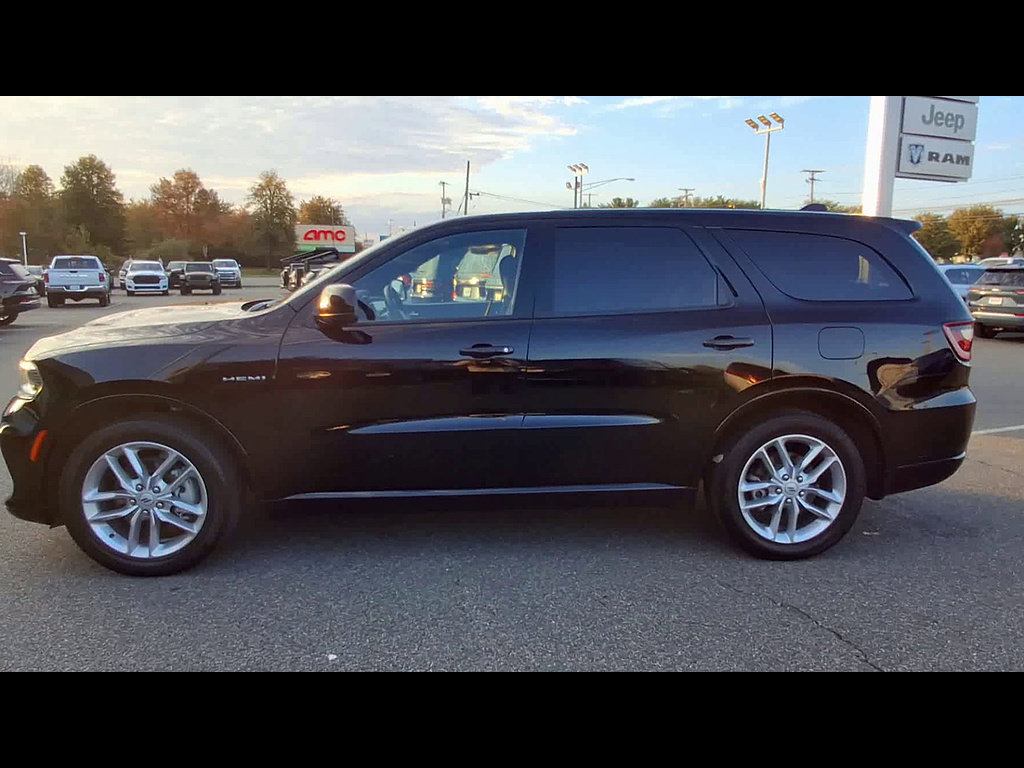 Used 2025 Dodge Durango R/T AWD/4WD image 5