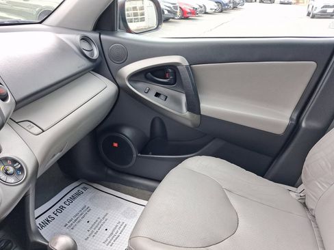 Used 2011 Toyota RAV4 Limited w/ Limited Extra Value Pkg image 20