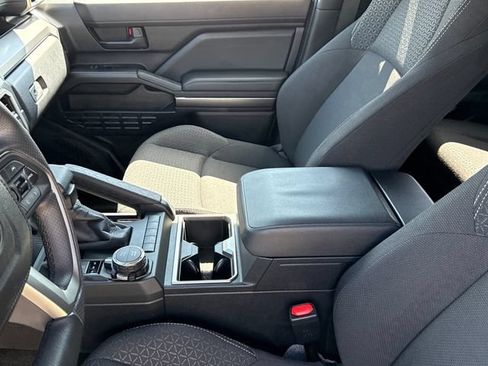 Used 2026 Toyota 4Runner SR5 AWD/4WD image 11
