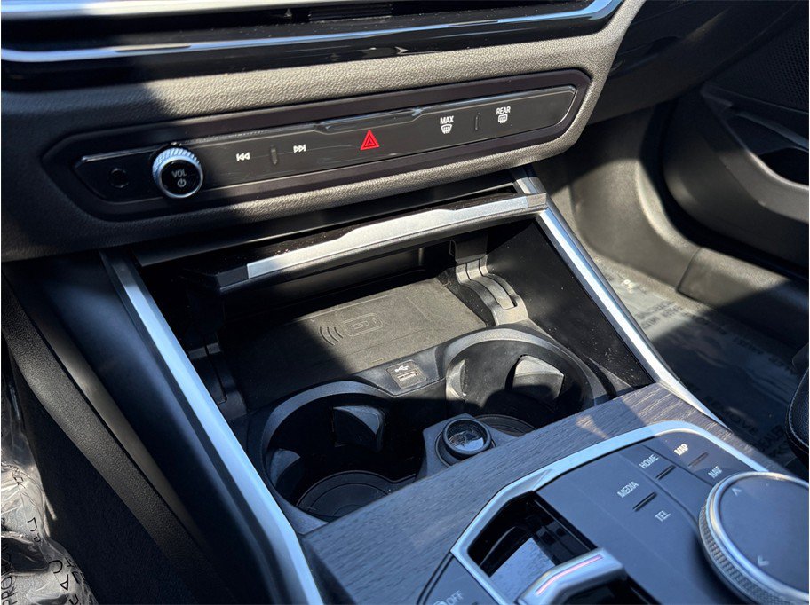 Used 2024 BMW 330e xDrive AWD/4WD image 42