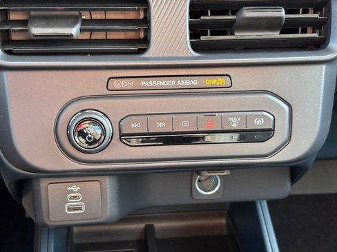 New 2026 Ford Maverick XL FWD image 26