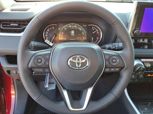New 2025 Toyota RAV4 XLE image 12