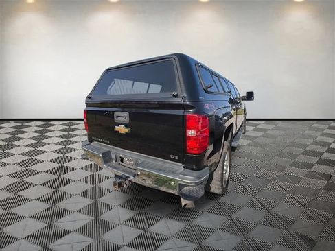 Used 2015 Chevrolet Silverado 2500 LTZ w/ Duramax Plus Package AWD/4WD image 7