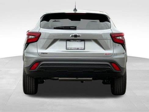 New 2026 Chevrolet Trax RS w/ Driver Confidence Package FWD image 4