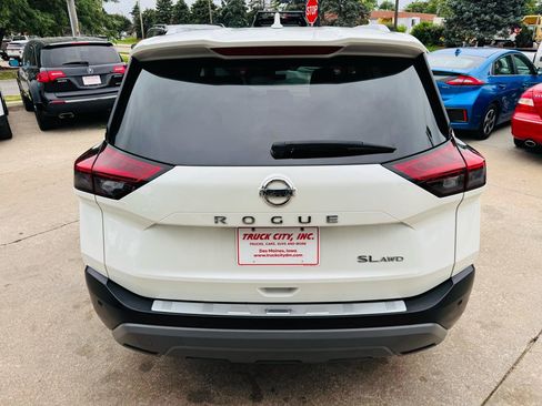 Used 2021 Nissan Rogue SL AWD/4WD image 4