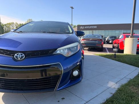 Used 2015 Toyota Corolla S FWD image 9