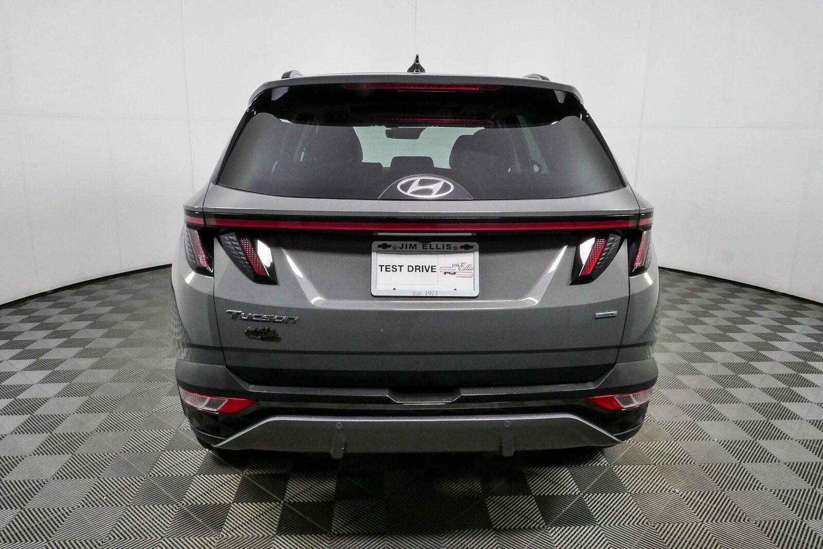 Used 2024 Hyundai Tucson Limited AWD/4WD image 15