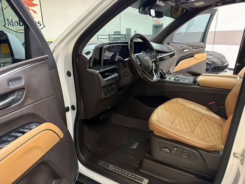 Used 2021 Cadillac Escalade Sport w/ Driver Assist Tech Package RWD image 26