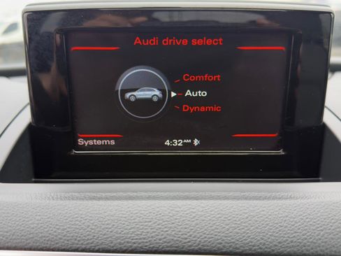 Used 2018 Audi Q3 2.0T Premium w/ Convenience Package image 31