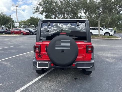 Used 2018 Jeep Wrangler Unlimited Sport S AWD/4WD image 5