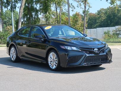 Used 2024 Toyota Camry SE w/ Convenience Package