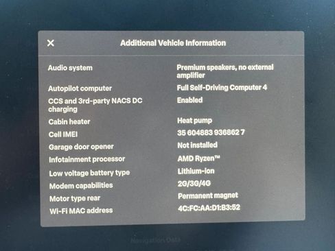 Used 2024 Tesla Model Y 2WD image 18