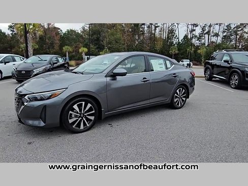 New 2025 Nissan Sentra SV w/ SV Premium Package image 22