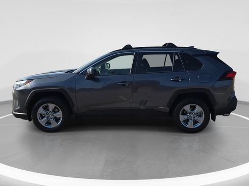Used 2024 Toyota RAV4 LE image 8