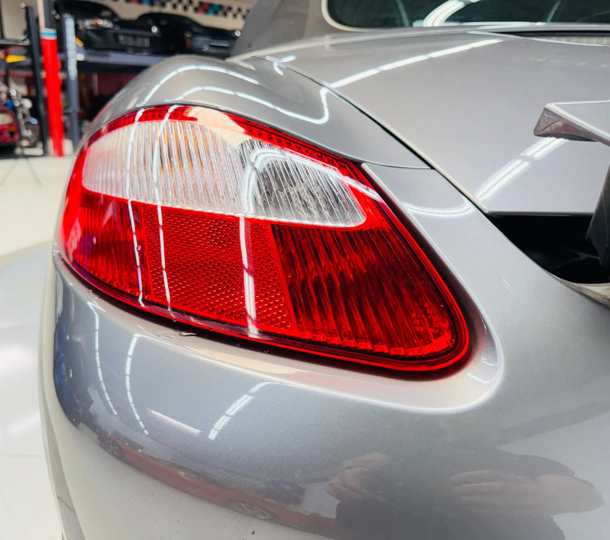 Used 2005 Porsche Boxster RWD image 32