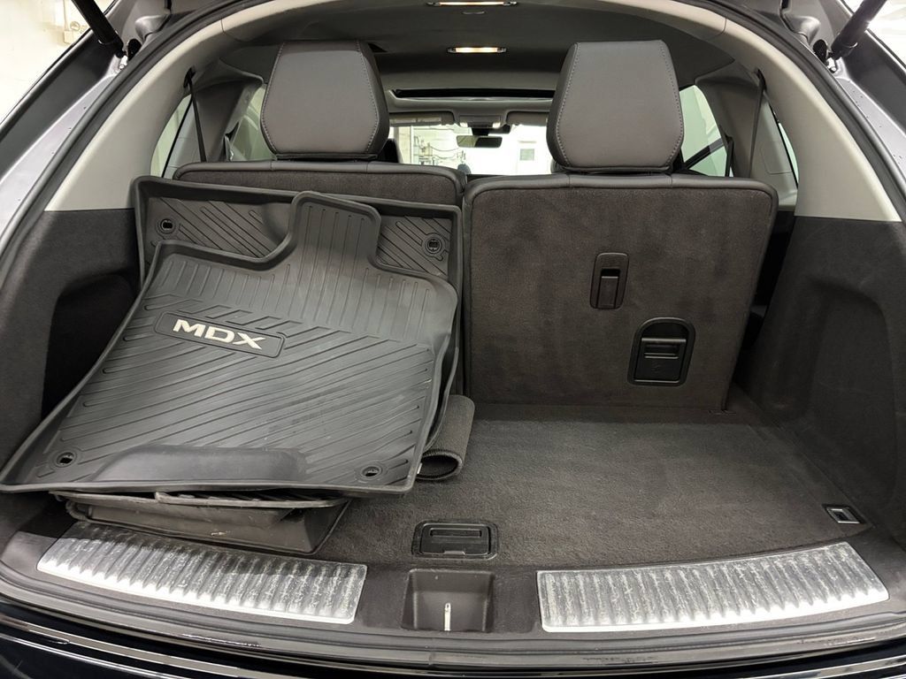 Used 2020 Acura MDX SH-AWD image 16