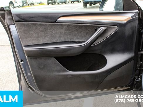 Used 2023 Tesla Model Y Long Range image 35