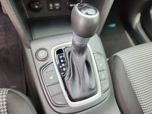 Used 2021 Hyundai Kona SEL FWD image 21