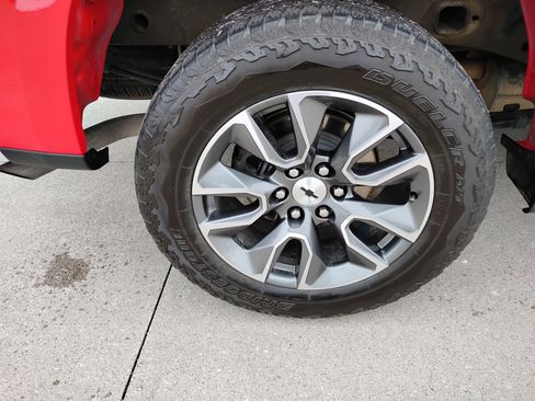 Used 2023 Chevrolet Silverado 1500 RST image 25