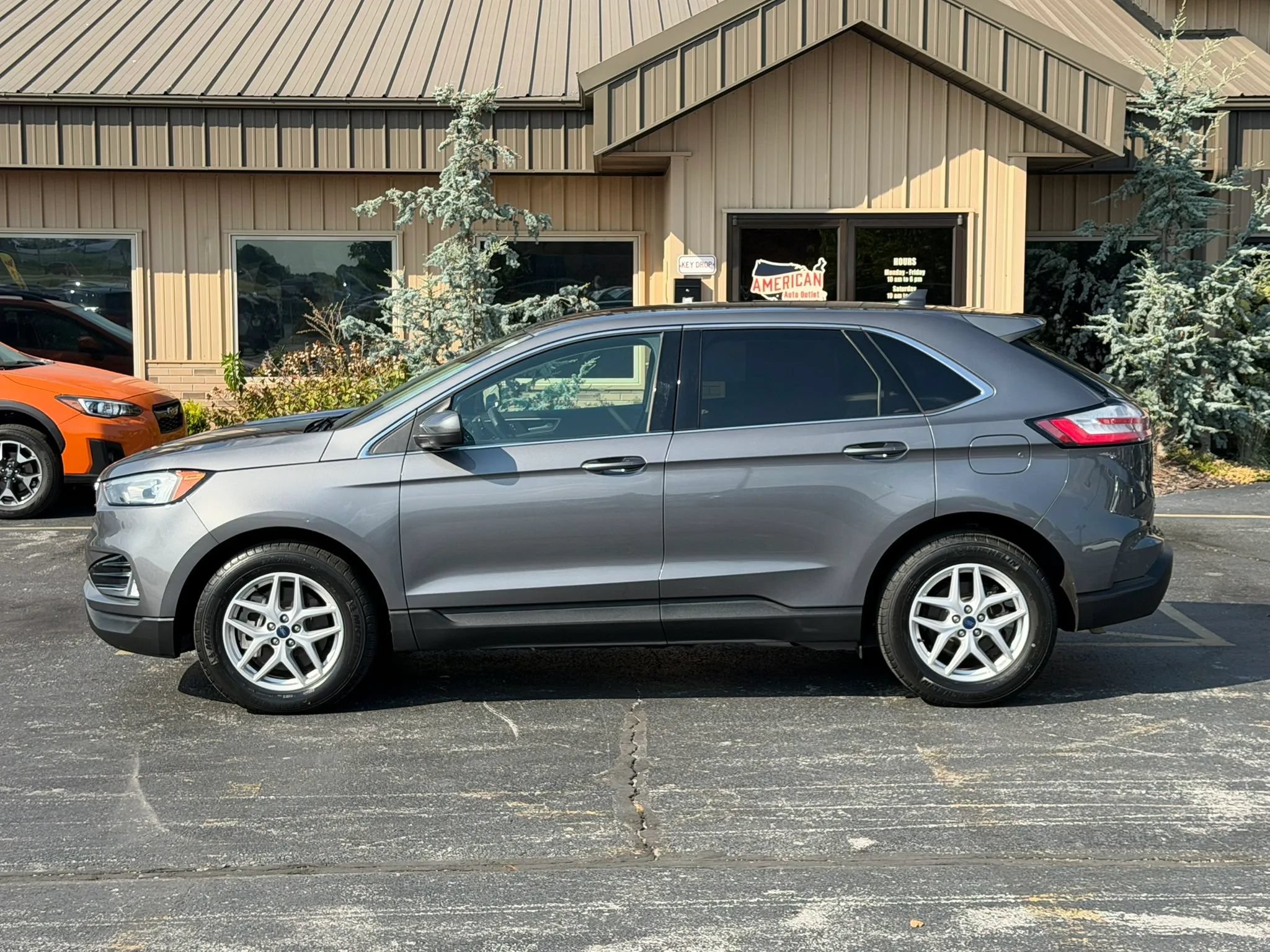 Used 2021 Ford Edge SEL FWD image 10