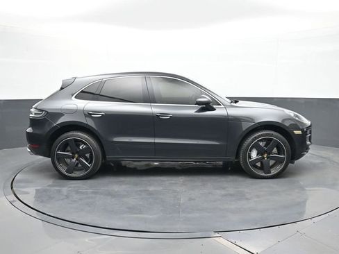 Certified 2021 Porsche Macan Turbo AWD/4WD image 23