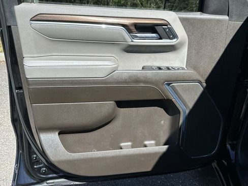 Used 2023 Chevrolet Silverado 1500 LT image 20