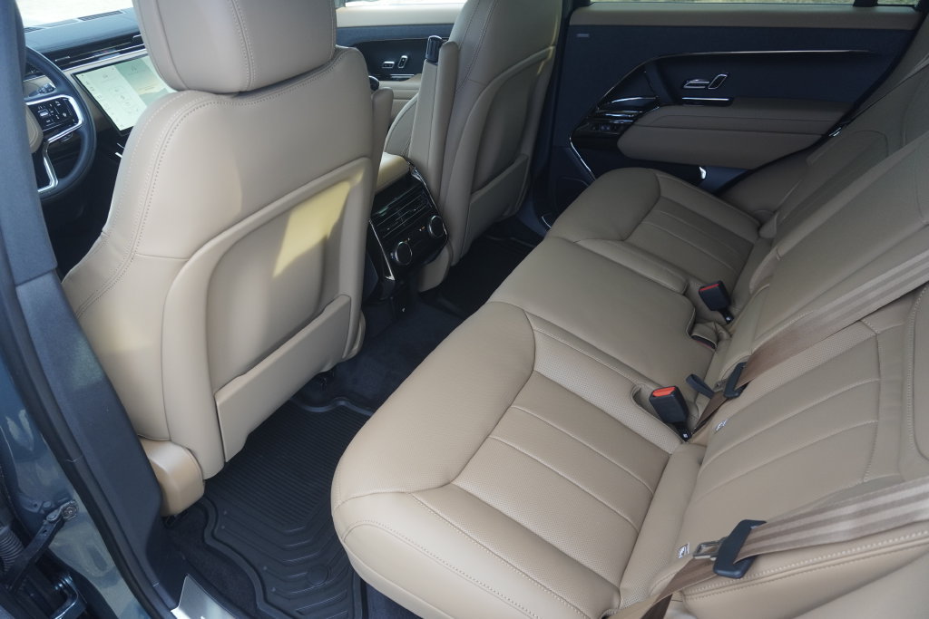 New 2026 Land Rover Range Rover Sport SE AWD/4WD image 29