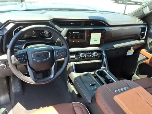 New 2026 GMC Sierra 2500 Denali Ultimate w/ Max Trailering Package AWD/4WD image 17