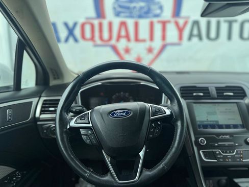 Used 2020 Ford Fusion SE w/ Equipment Group 151A FWD image 45