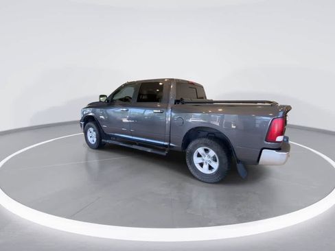 Used 2017 RAM 1500 Classic SLT AWD/4WD image 6