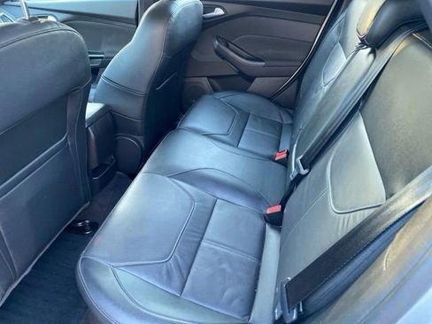 Used 2018 Ford Focus Titanium FWD image 20