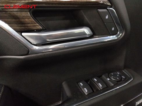 Used 2023 Chevrolet Silverado 1500 RST image 22