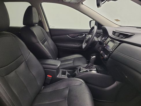 Used 2020 Nissan Rogue SL w/ Premium Package FWD image 21
