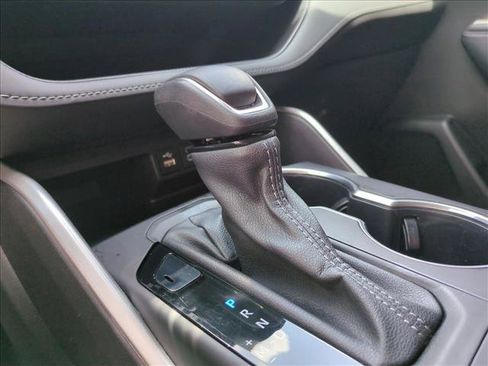 Certified 2024 Toyota Highlander LE FWD image 12