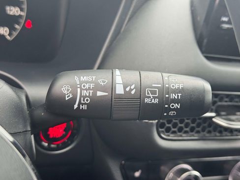 Used 2024 Honda HR-V EX-L image 23