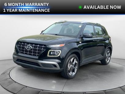 Used 2020 Hyundai Venue SEL w/ Convenience + Premium Package