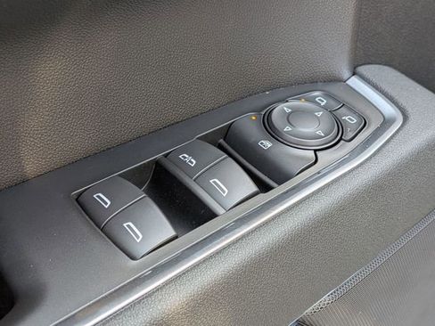 New 2026 GMC Sierra 1500 SLE image 13