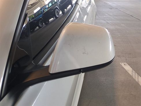 Used 2021 Tesla Model 3 Standard Range Plus image 12