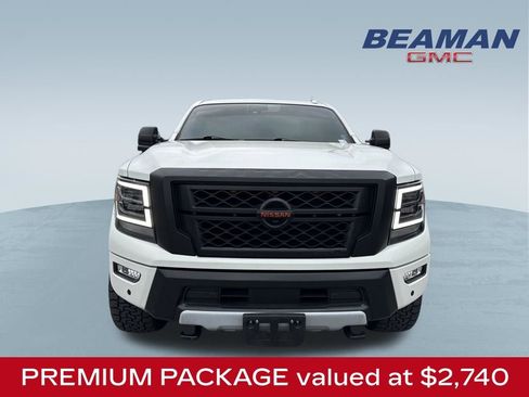 Used 2021 Nissan Titan PRO-4X w/ Pro-4x Convenience Package image 2