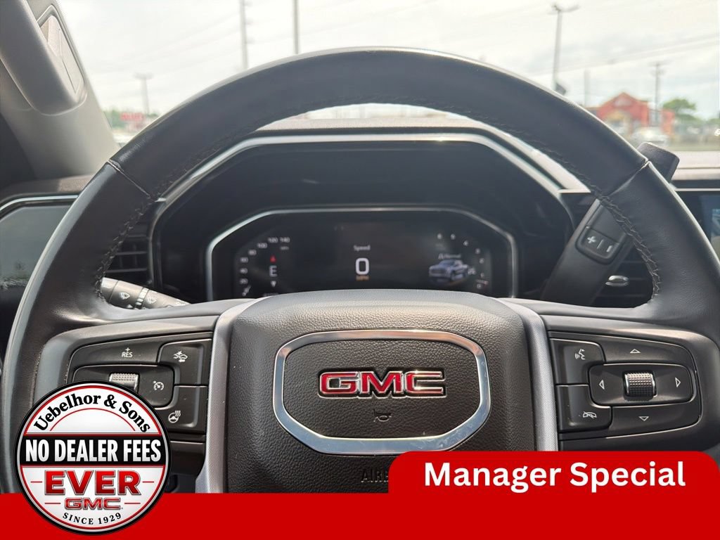 Used 2025 GMC Sierra 1500 SLT AWD/4WD image 24