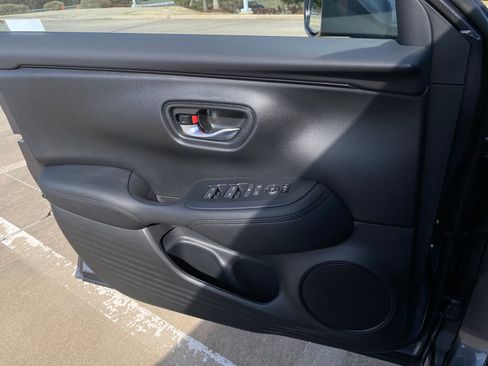 Used 2026 Honda HR-V LX image 24