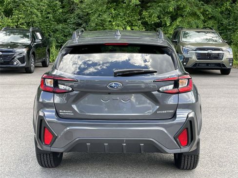 Certified 2024 Subaru Crosstrek 2.0i Premium w/ Crosstrek Mirror Package AWD/4WD image 4