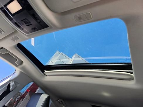 Used 2022 Lexus ES 350 w/ Premium Package FWD image 12