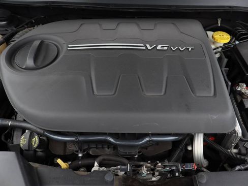 Used 2018 Jeep Cherokee Trailhawk w/ Quick Order Package 27L image 29