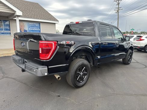 Used 2021 Ford F150 XLT w/ Equipment Group 301A Mid image 4
